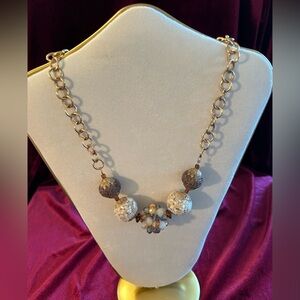 Statement necklace in gold-tone & neutrals